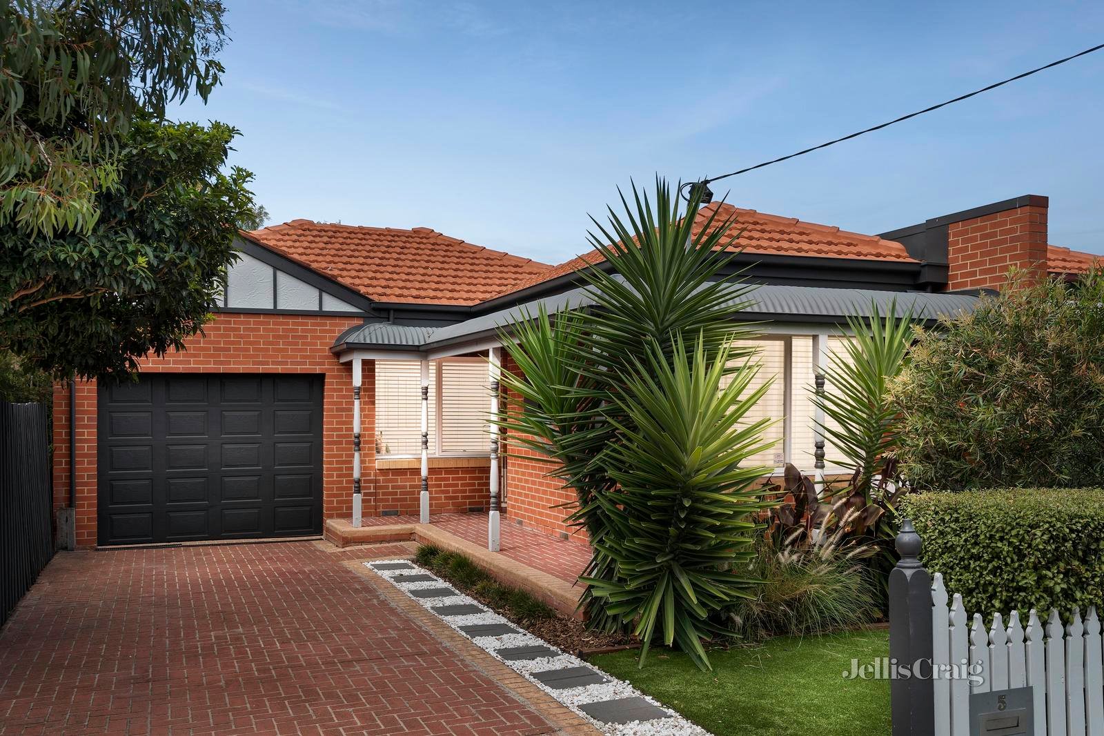 5 Jubilee Street, Newport image 1