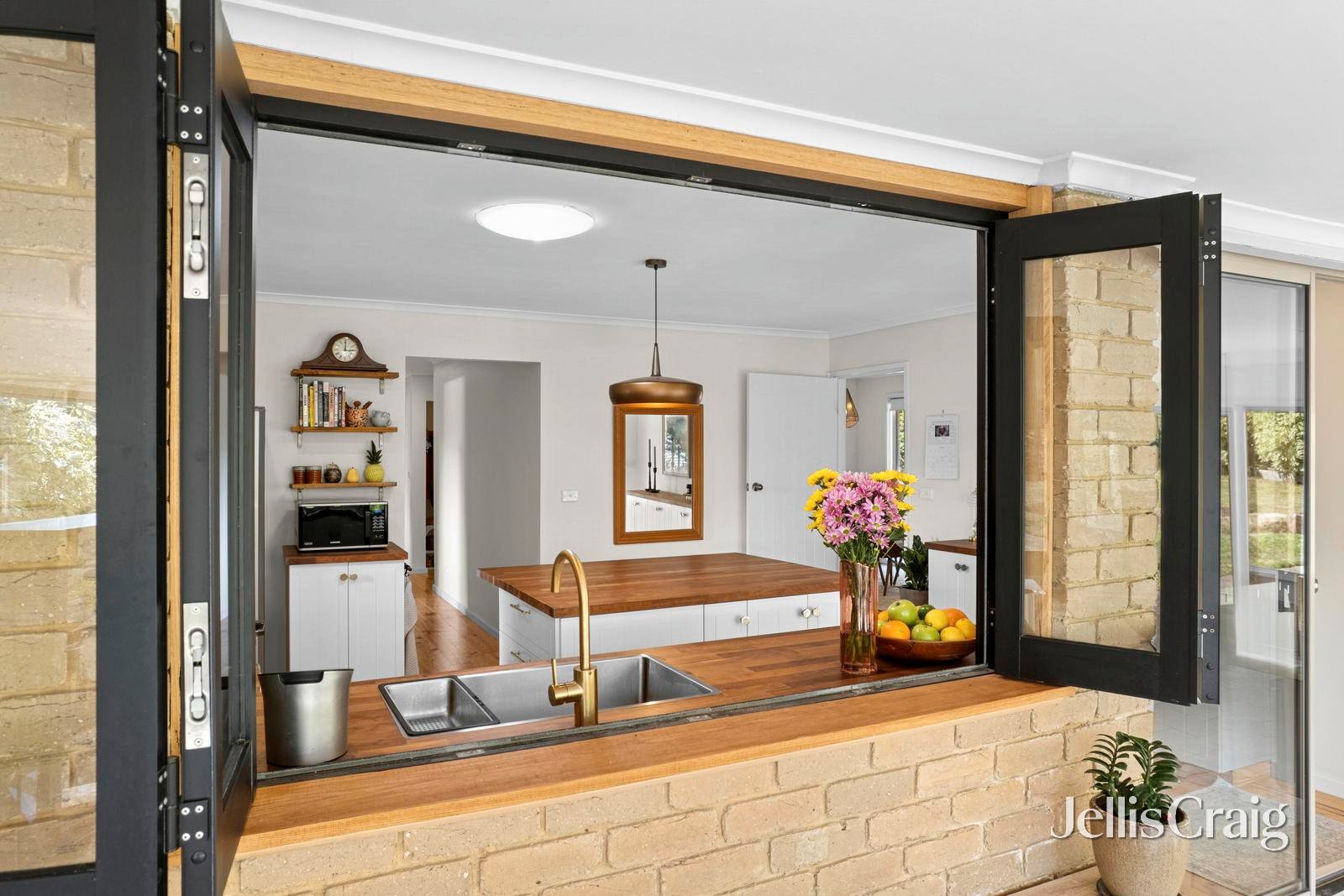 5 Julie Court, Woodend image 7