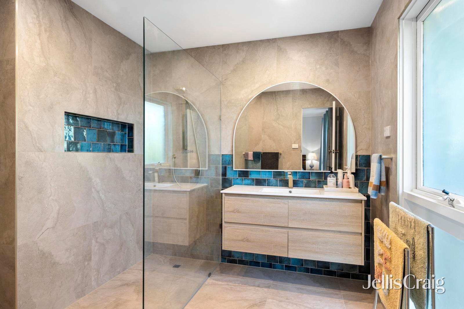 5 Julie Court, Woodend image 13