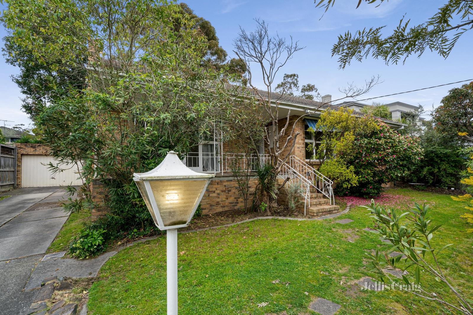 5 June Avenue, Balwyn North image 1