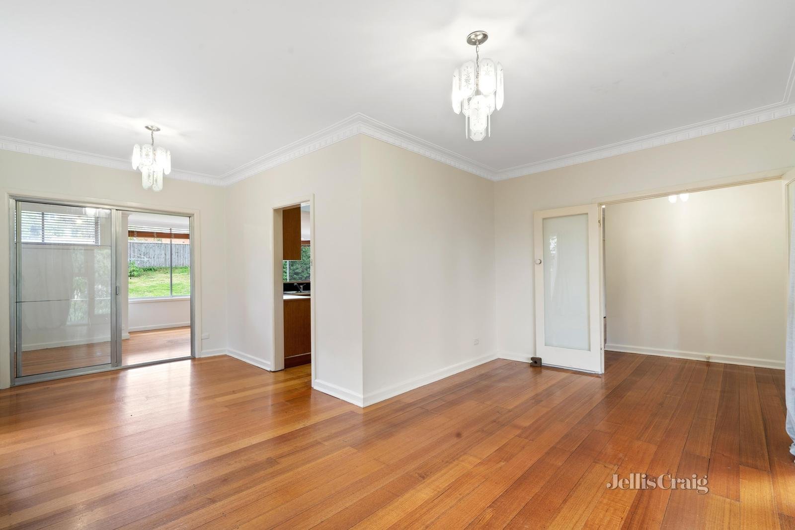 5 June Avenue, Balwyn North image 3