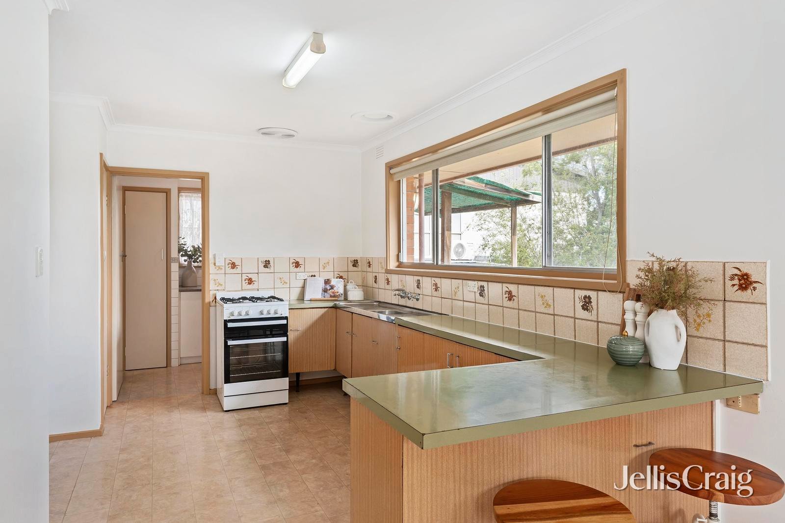 5 Kalimna Street, Mooroolbark image 4