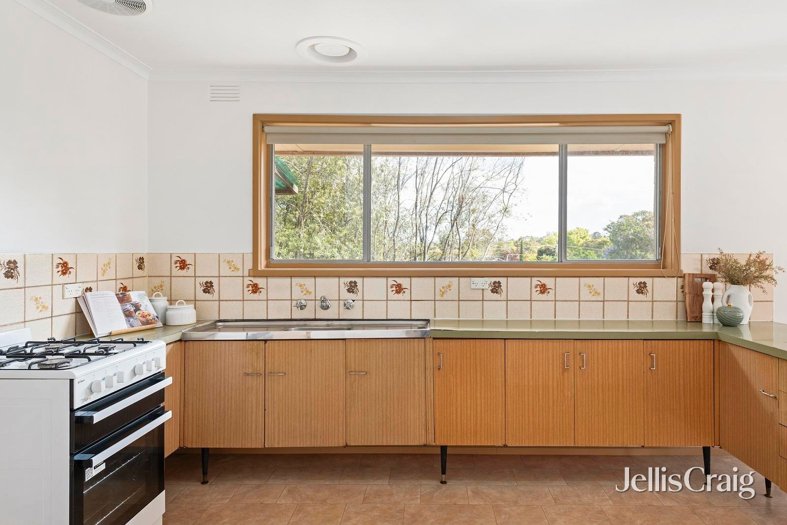 5 Kalimna Street, Mooroolbark image 5