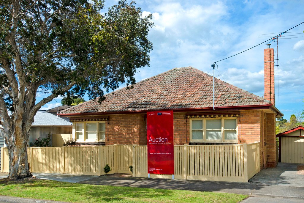 5 Kardinia Street, Belmont image 1