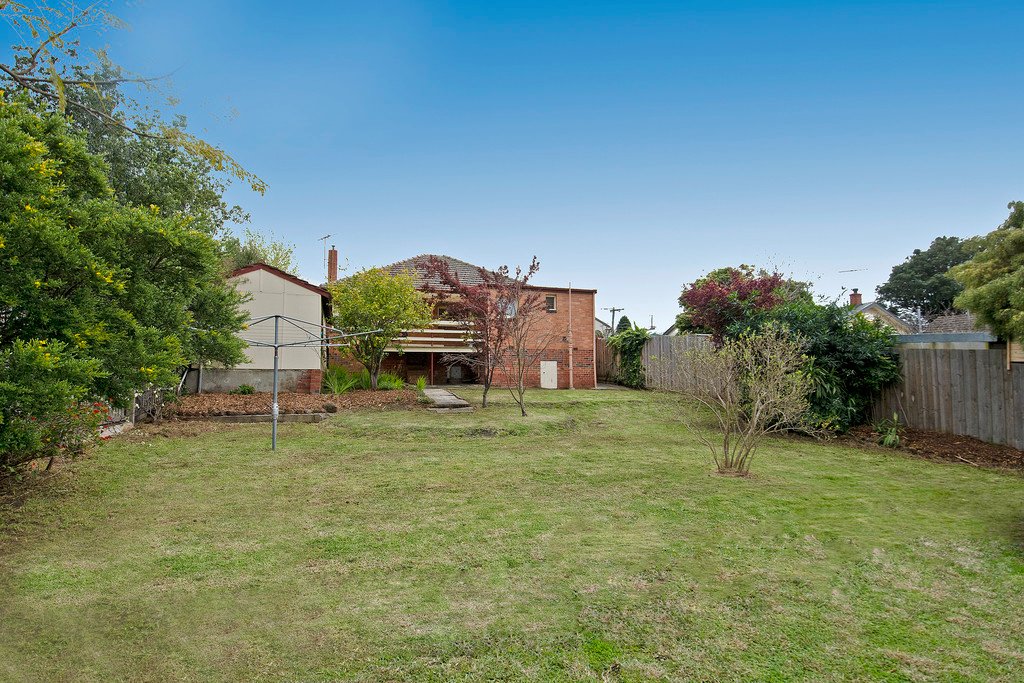 5 Kardinia Street, Belmont image 8