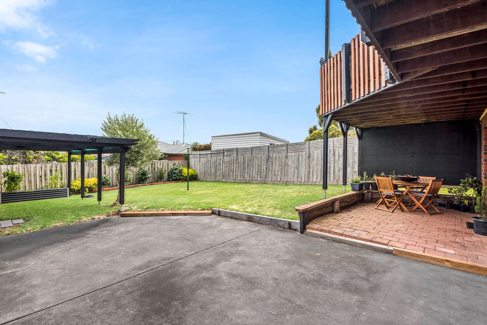 Property Gallery Thumbnail 12