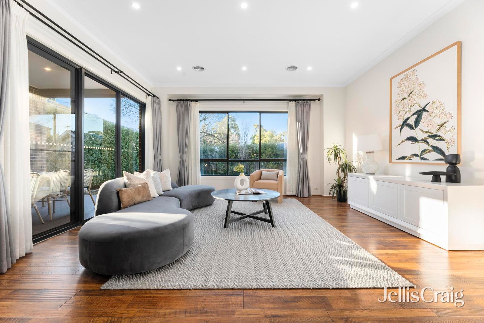 5 Kauri Grove, Glen&nbsp;Waverley image 2