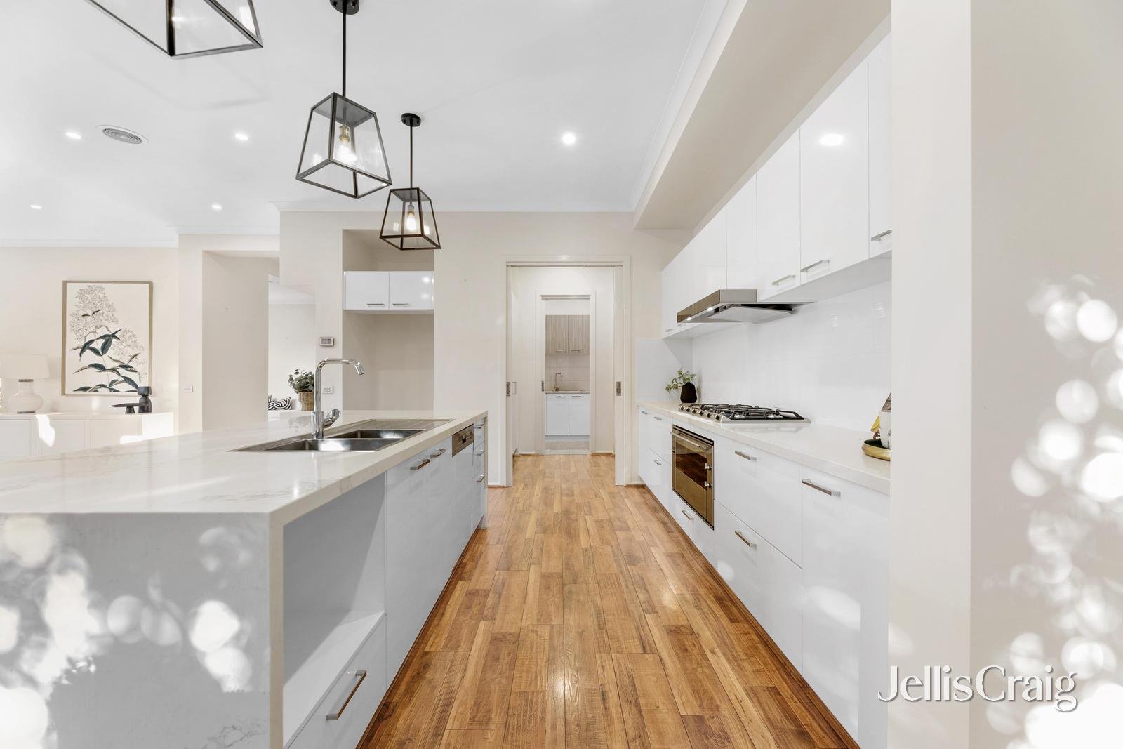5 Kauri Grove, Glen&nbsp;Waverley image 7