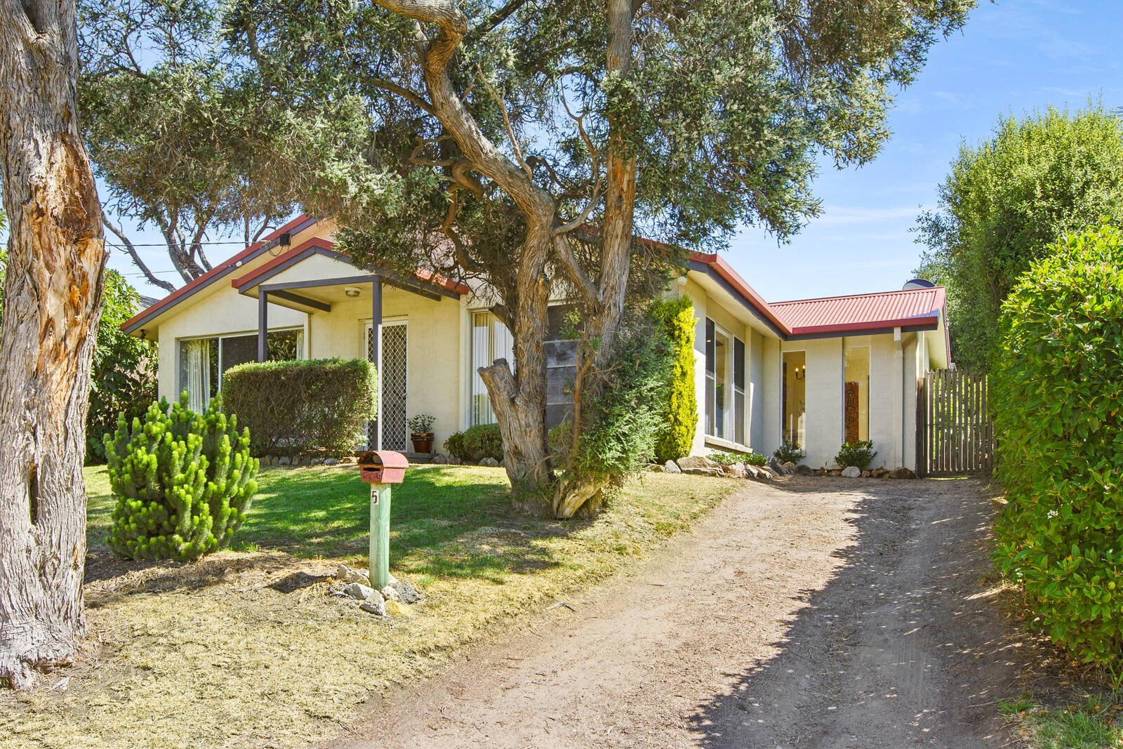 Property Gallery - Main Image