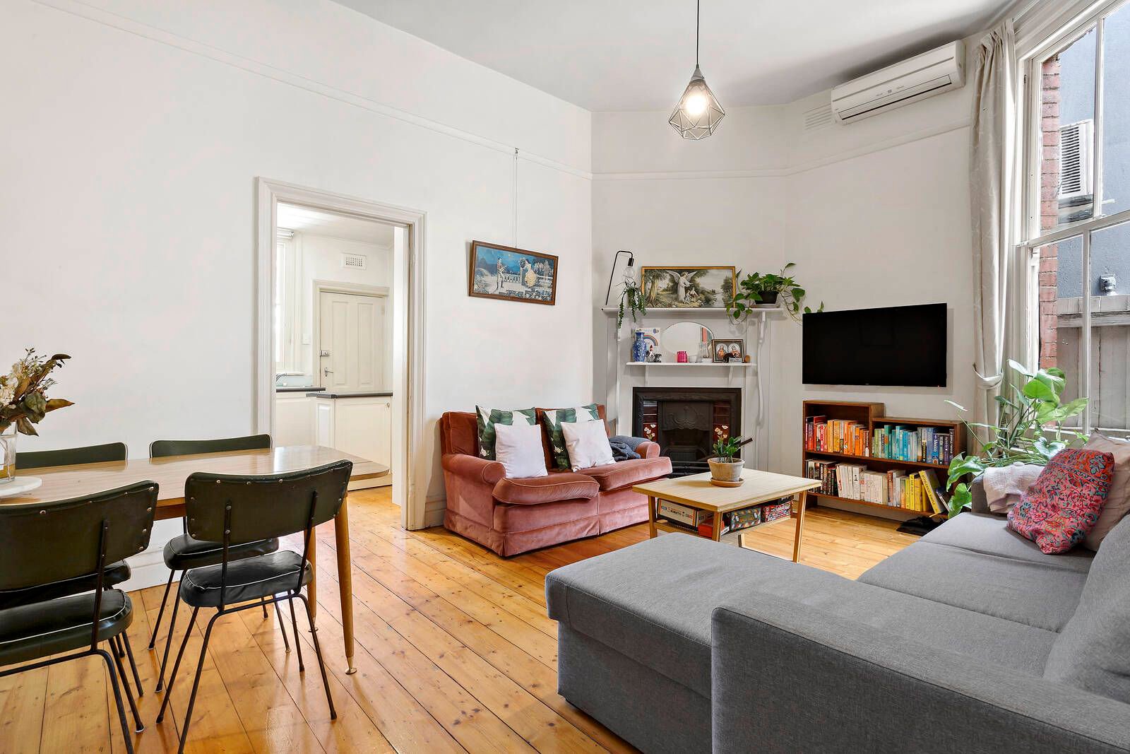 Property Gallery Thumbnail 3