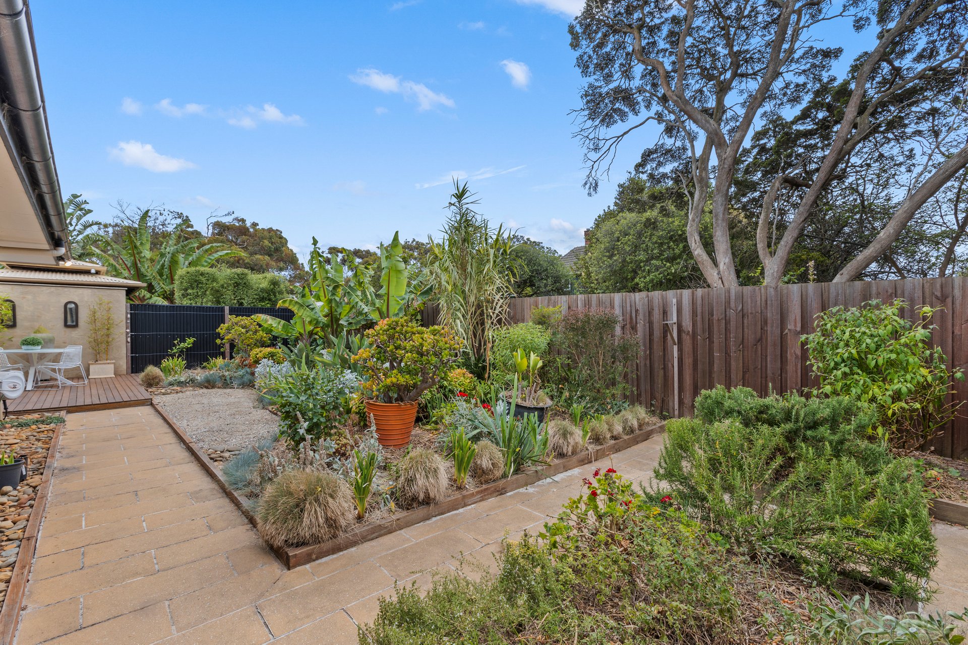 Property Gallery Thumbnail 11