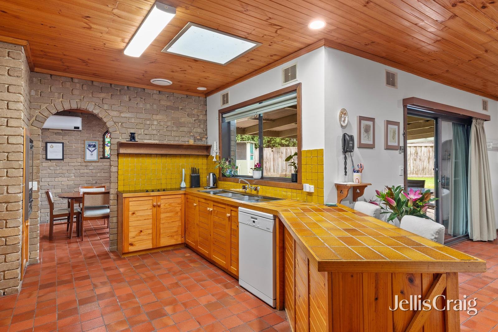 5 Kenwood Crescent, Ringwood image 2