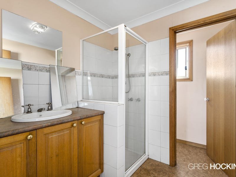 5 Kim Court, Altona image 11