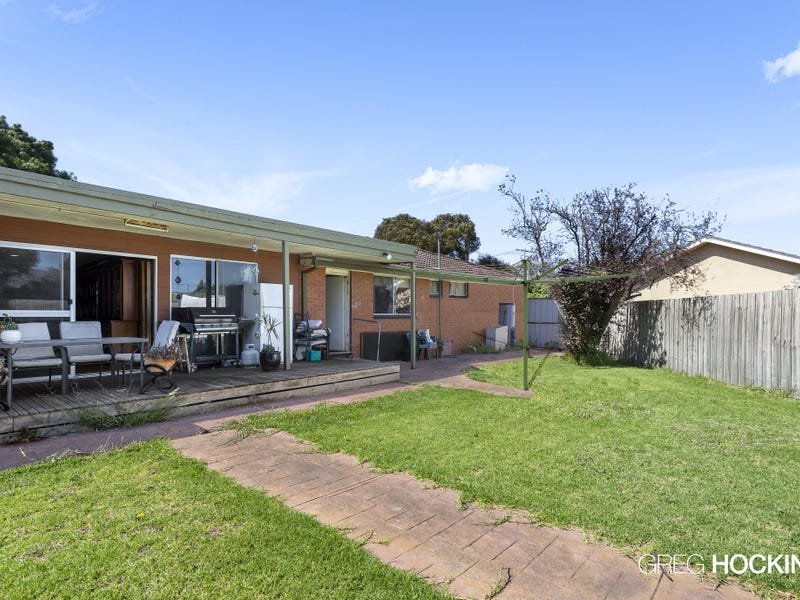 5 Kim Court, Altona image 12