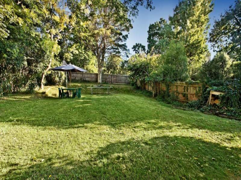 5 Kinsale Crescent, Mont Albert North image 8