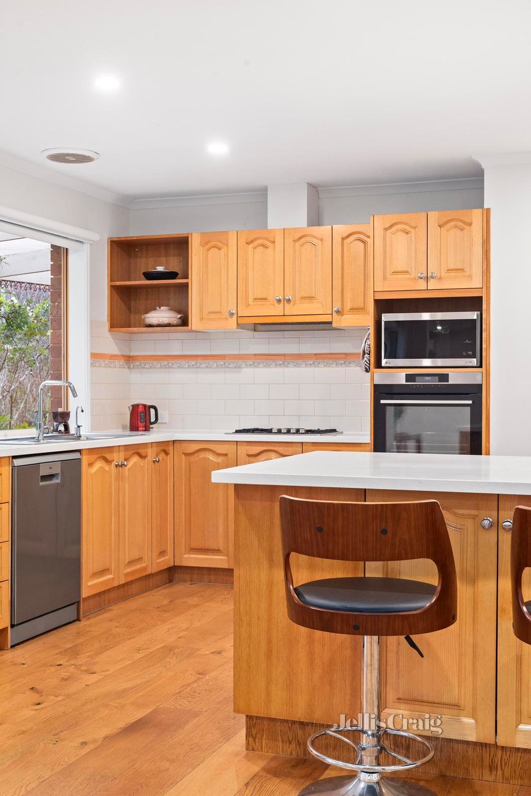 5 Kirkford Drive, Mooroolbark image 9