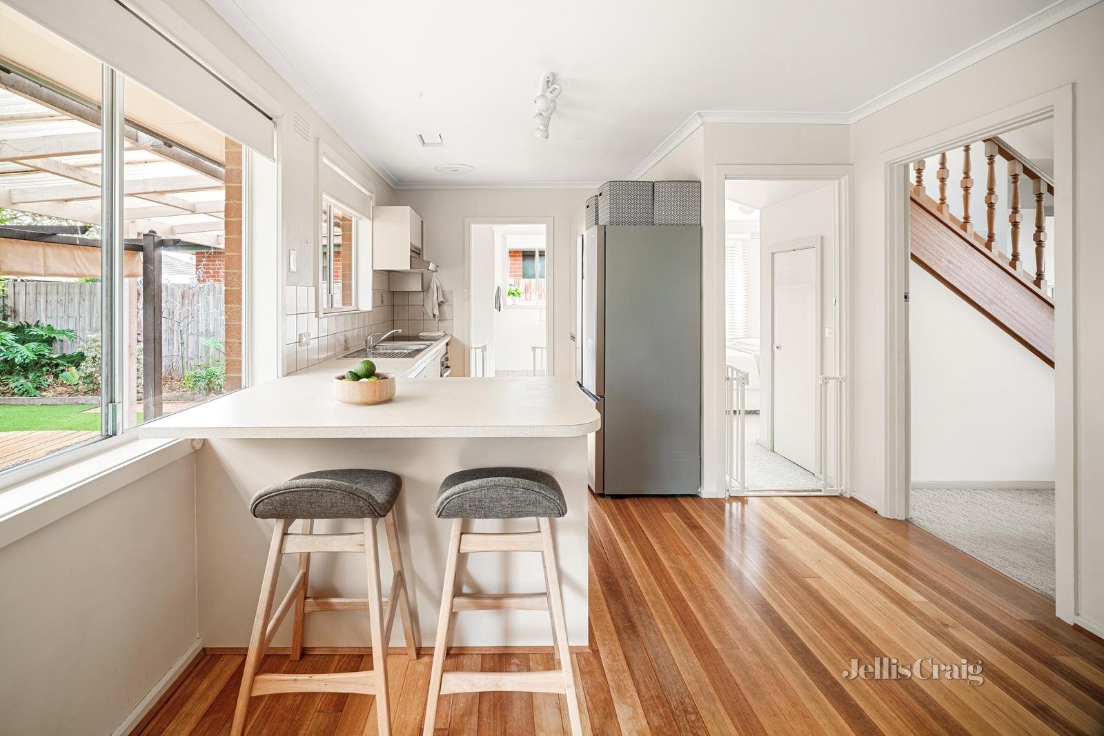 5 Kristine Court, Cheltenham image 3
