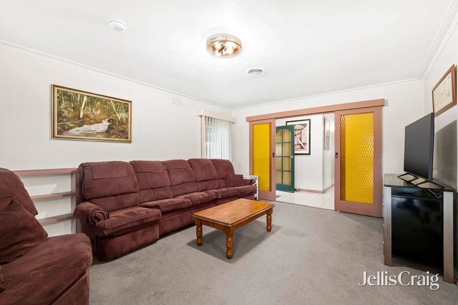 5 Larnook Crescent, Mooroolbark image 4