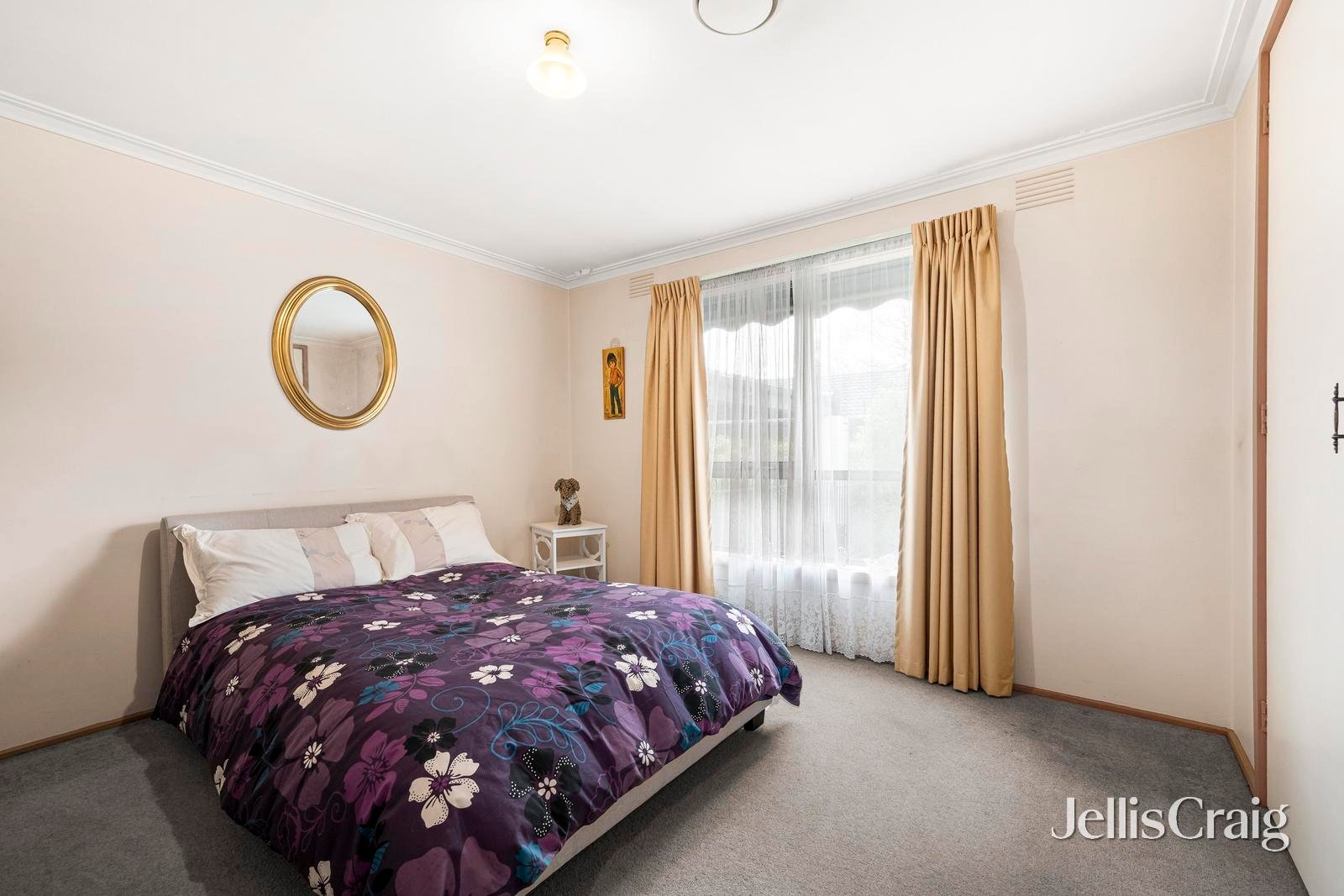5 Larnook Crescent, Mooroolbark image 8