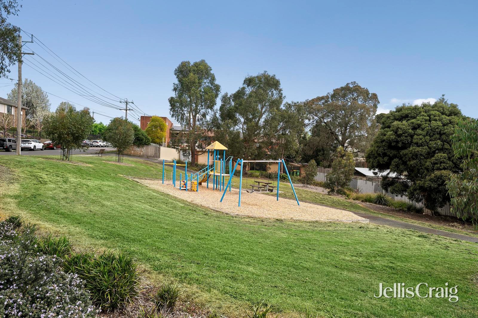 5 Larnook Crescent, Mooroolbark image 12