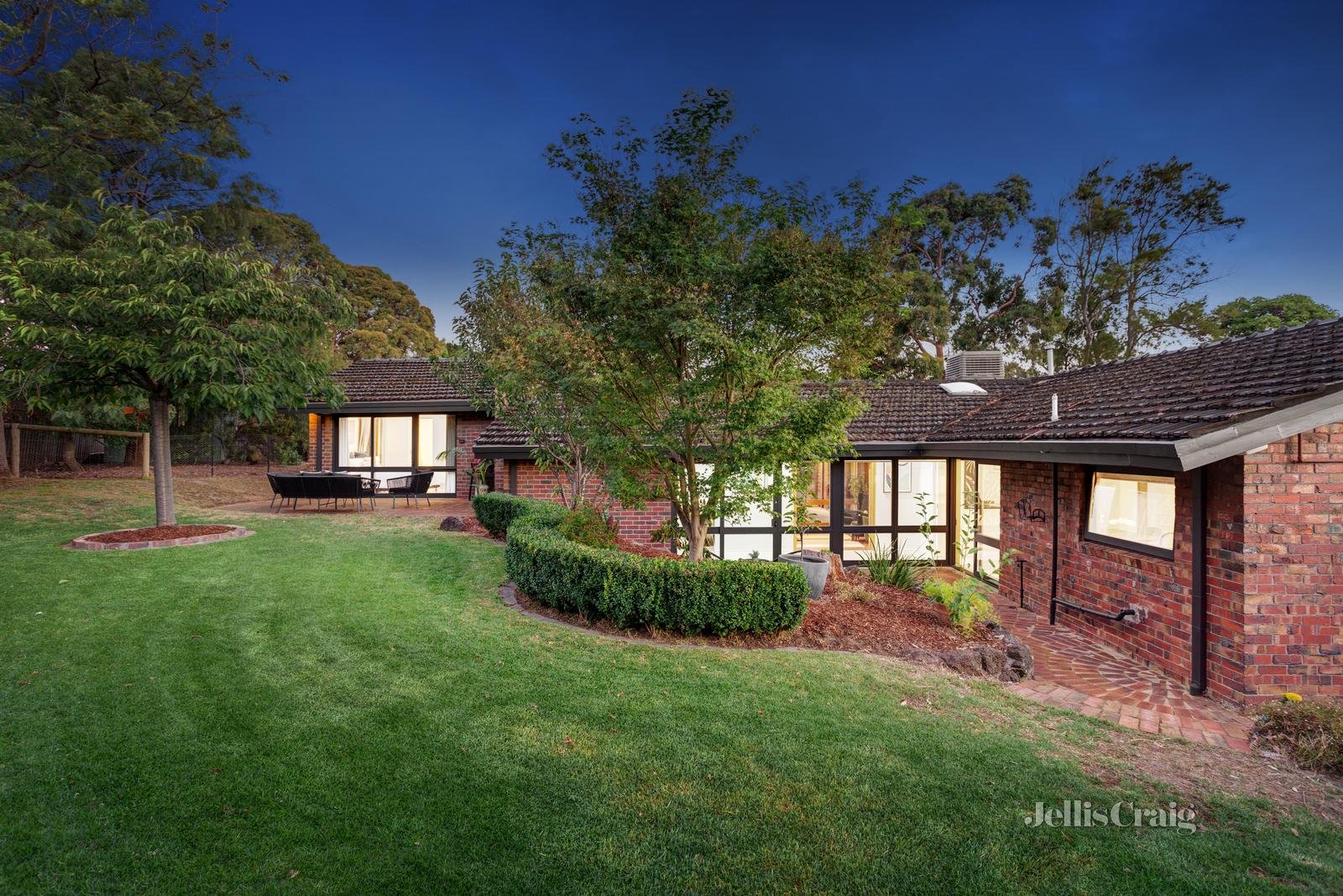 5 Latham Court, Doncaster East image 15