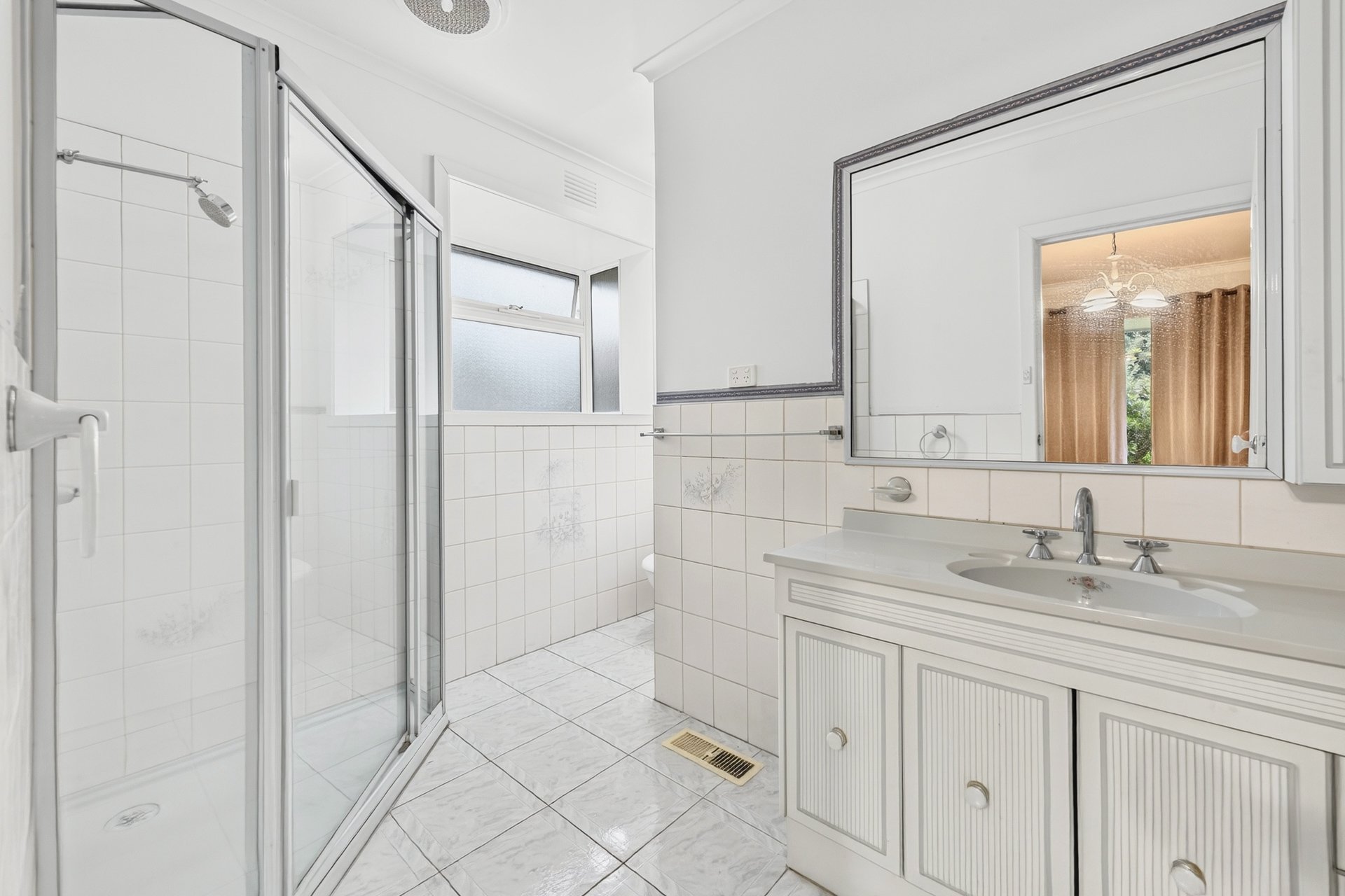 5 Leewarra Drive, Glen&nbsp;Waverley image 6