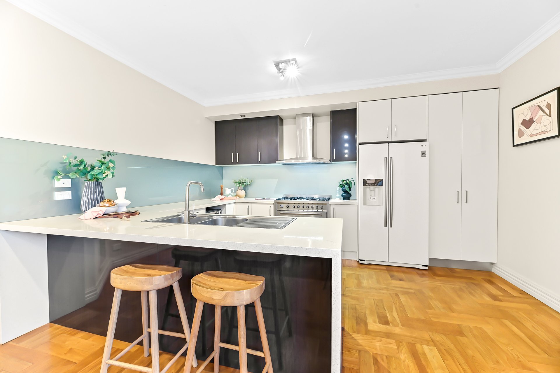 5 Leigh Street, Mount Waverley image 6