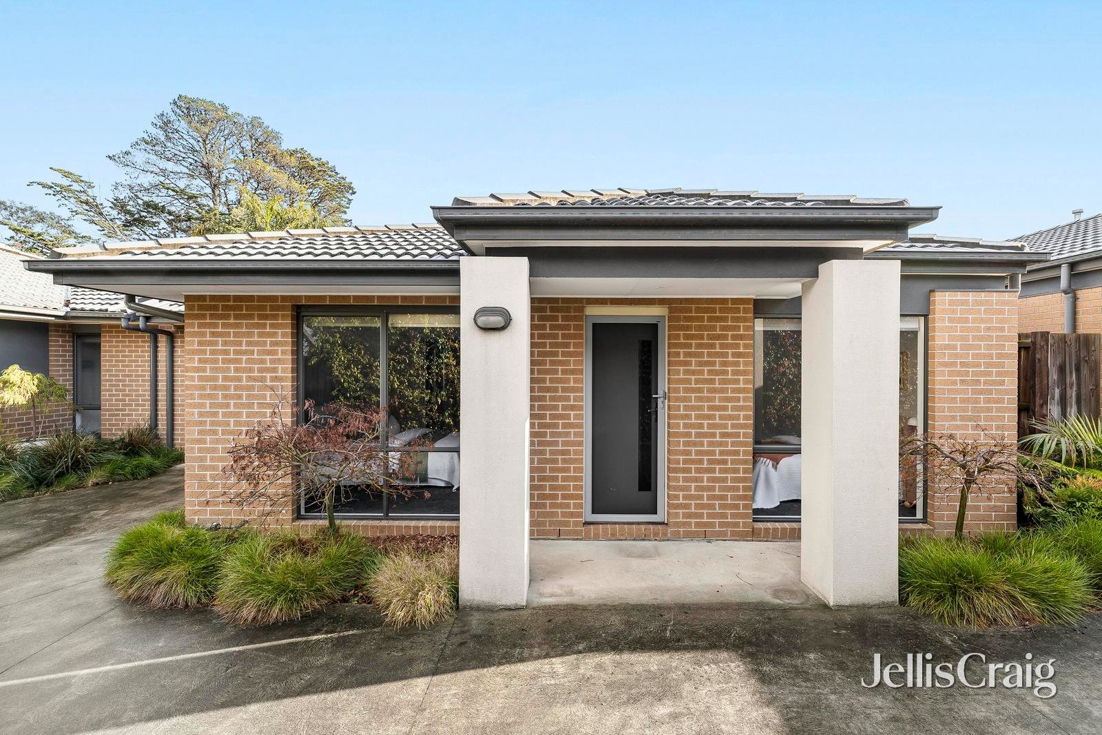 5 Lenlucy Place, Somerville image 1
