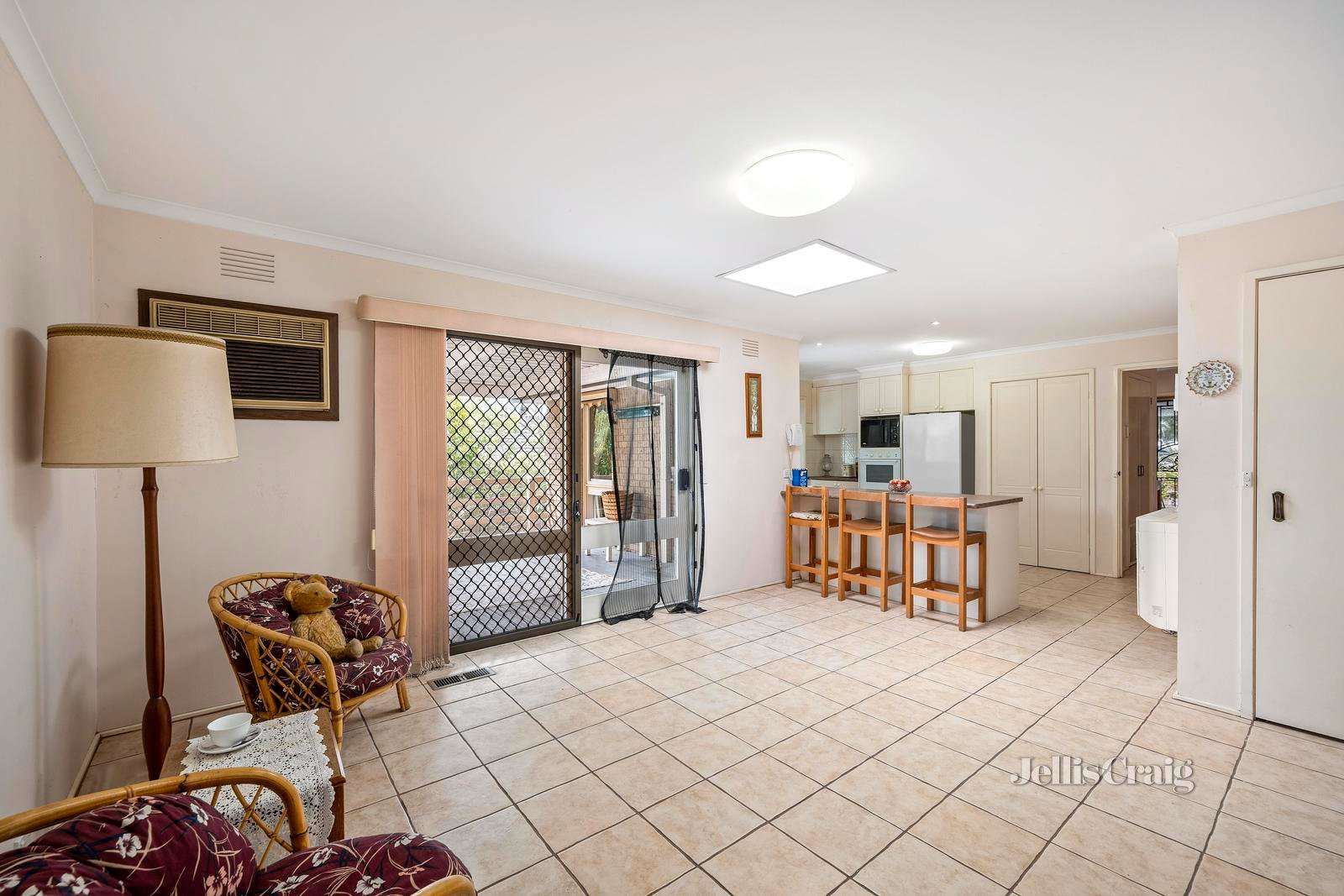 5 Levendale Avenue, Mooroolbark image 4