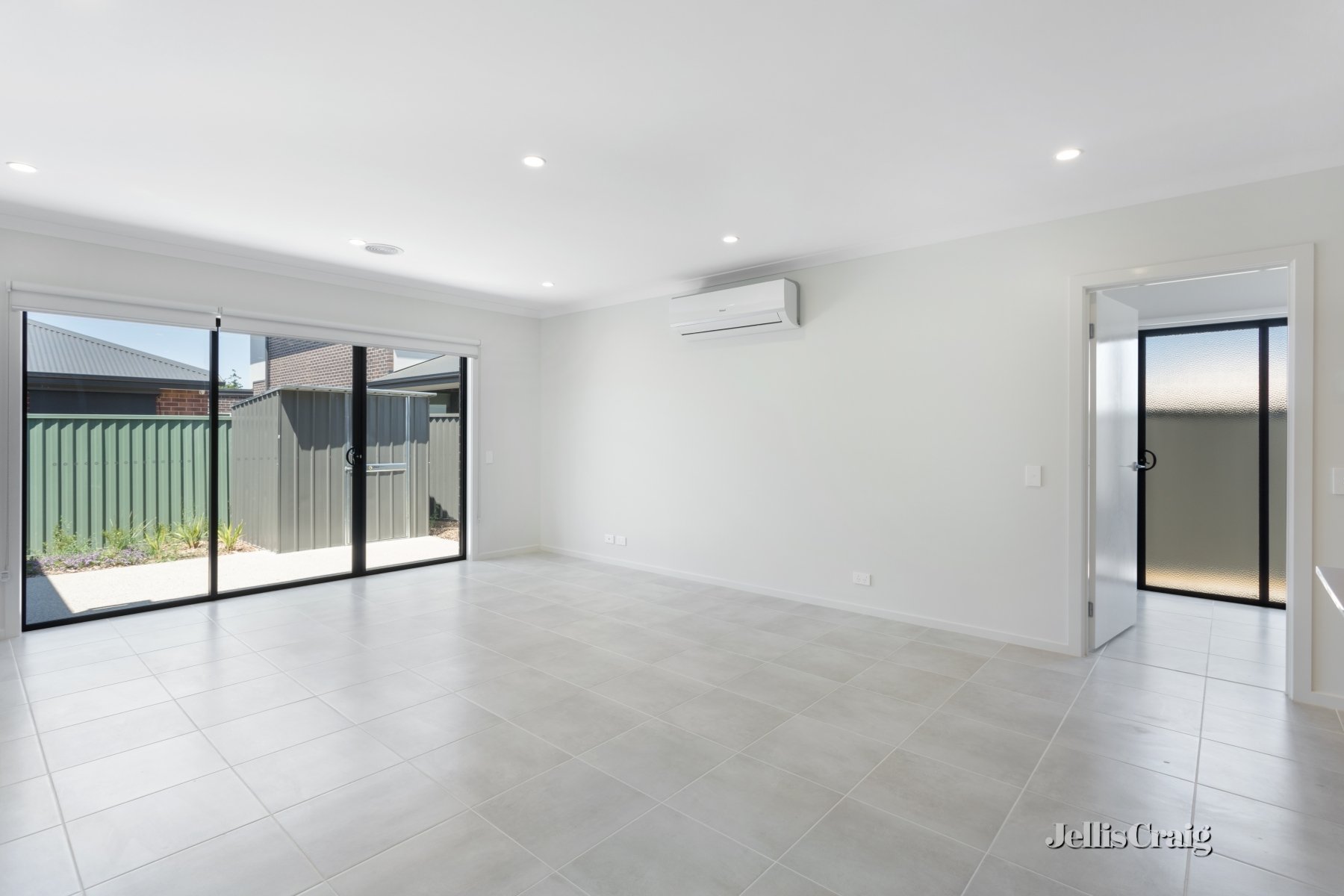 5 Liliane Place, Lake Gardens image 5