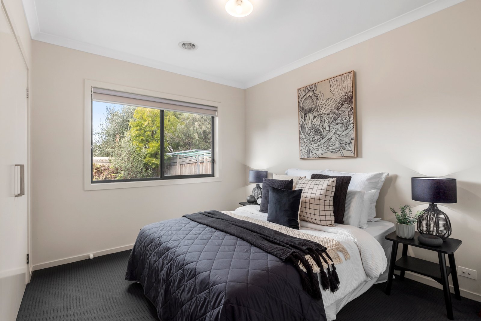 Property Gallery Thumbnail 10
