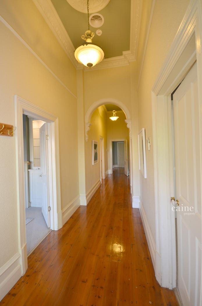 5 Loch Avenue, Ballarat Central image 6