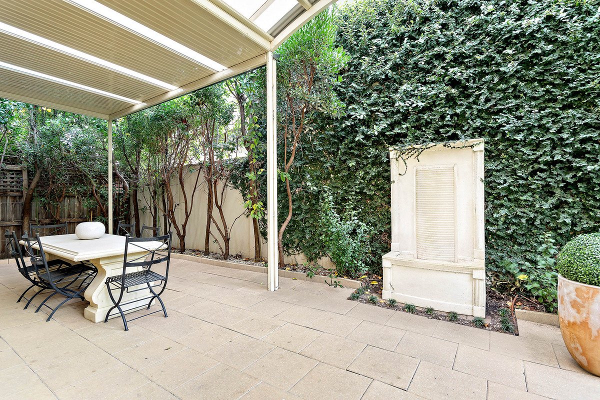 5 Locksley Avenue, Kew image 11