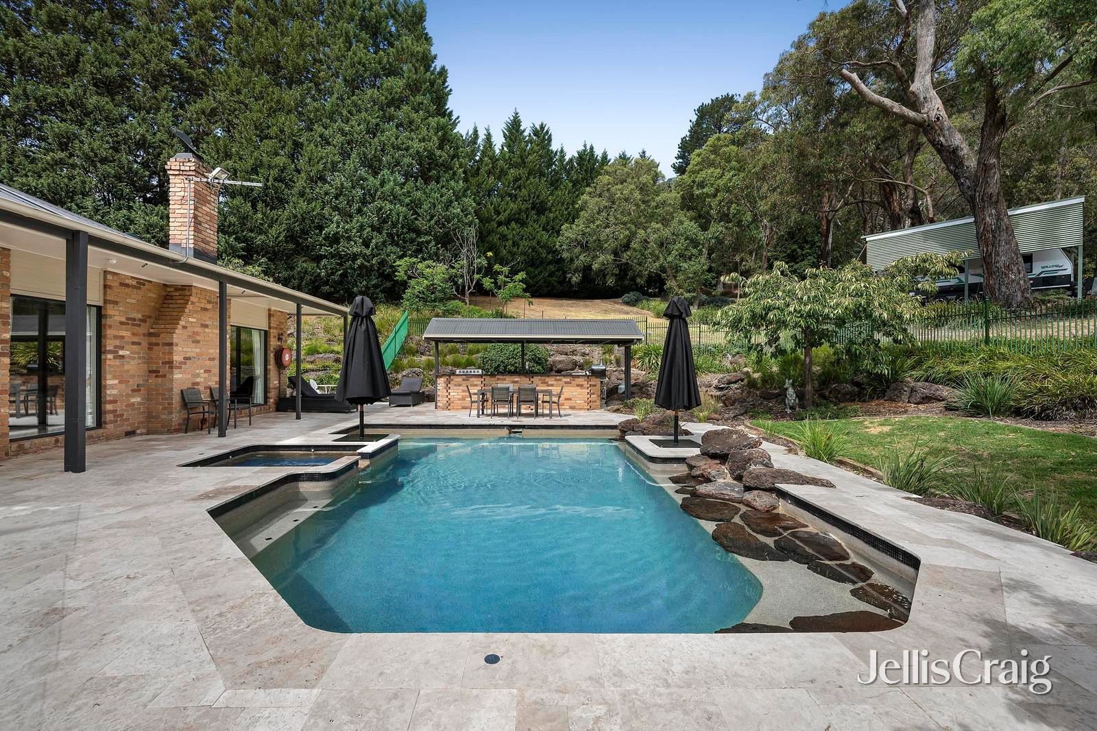 5 Lower View Road, Montrose image 2