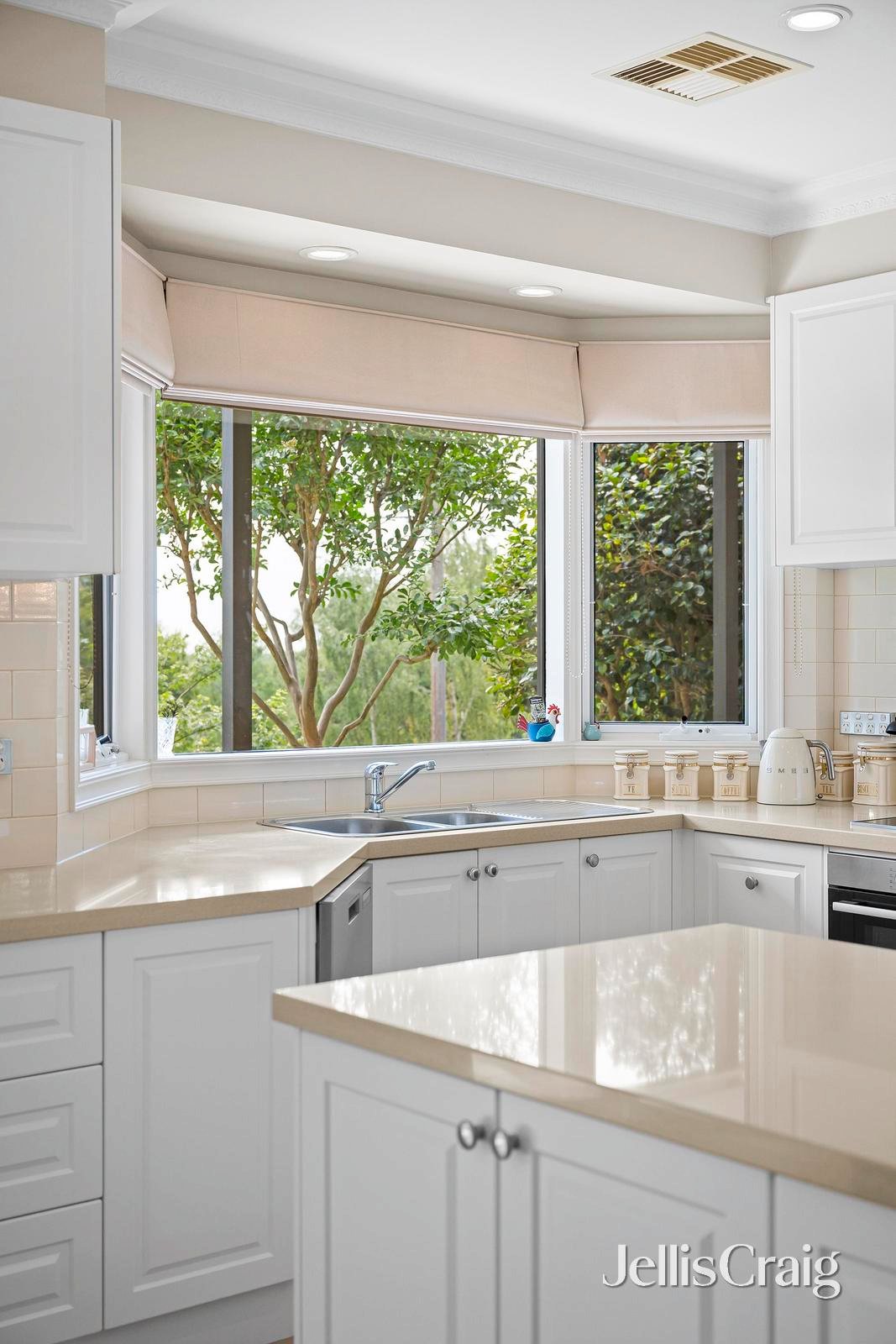 5 Lower View Road, Montrose image 7