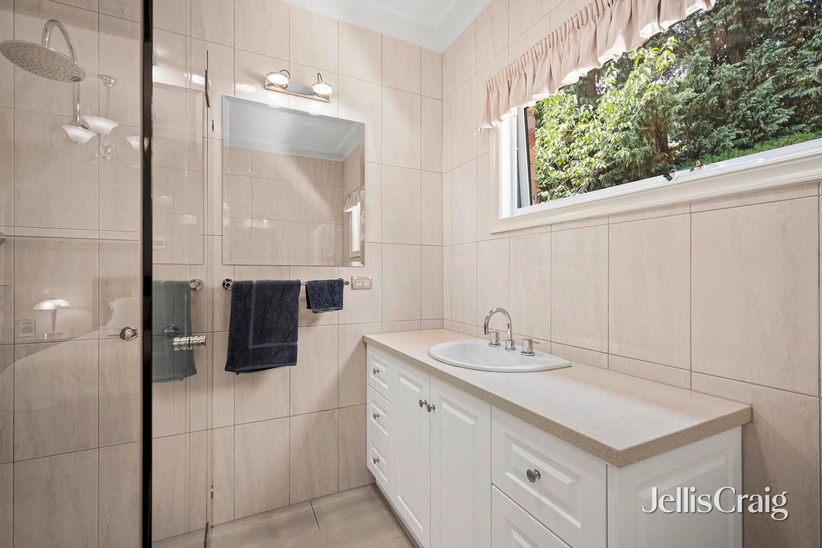 5 Lower View Road, Montrose image 14