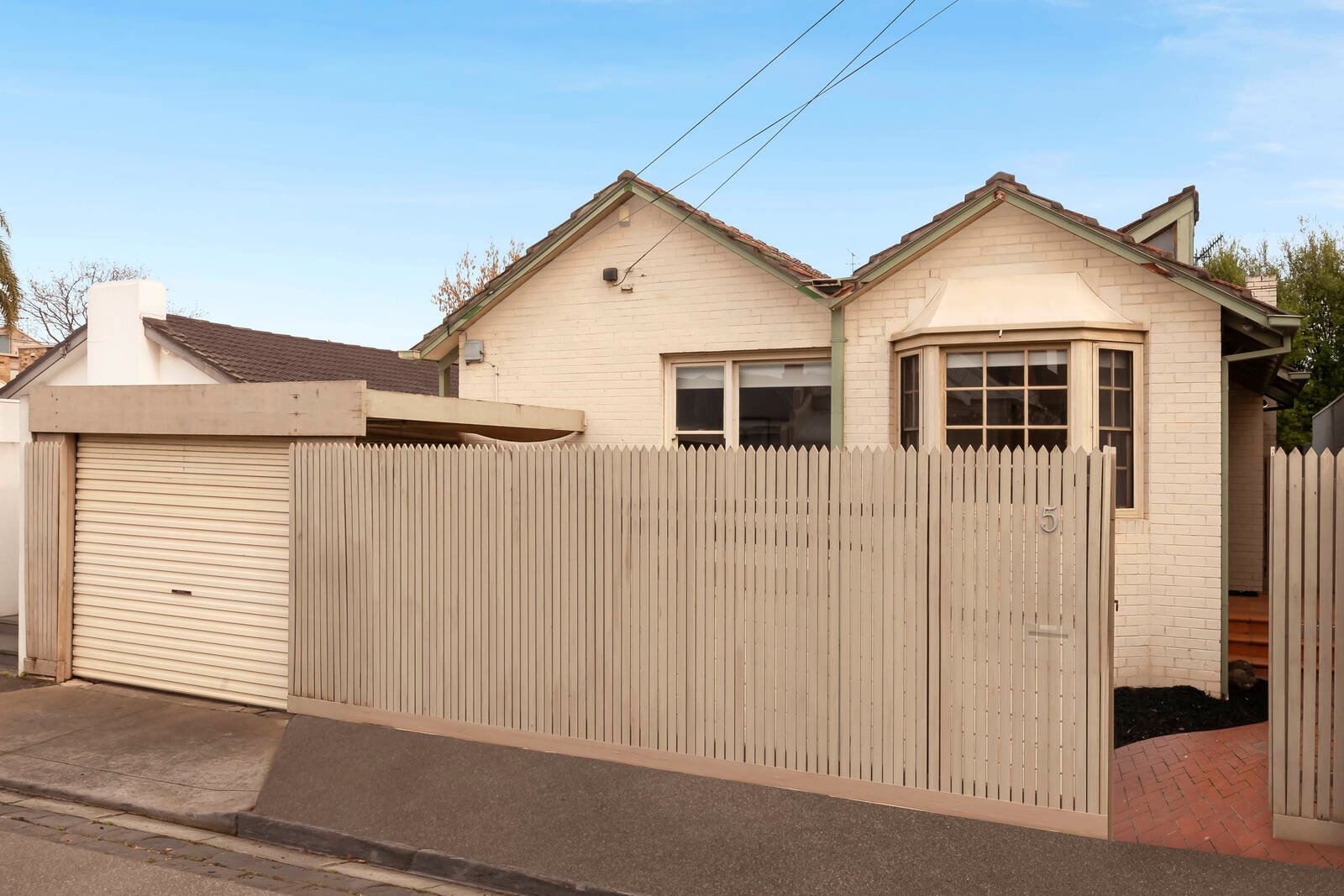 Property Gallery Thumbnail 2