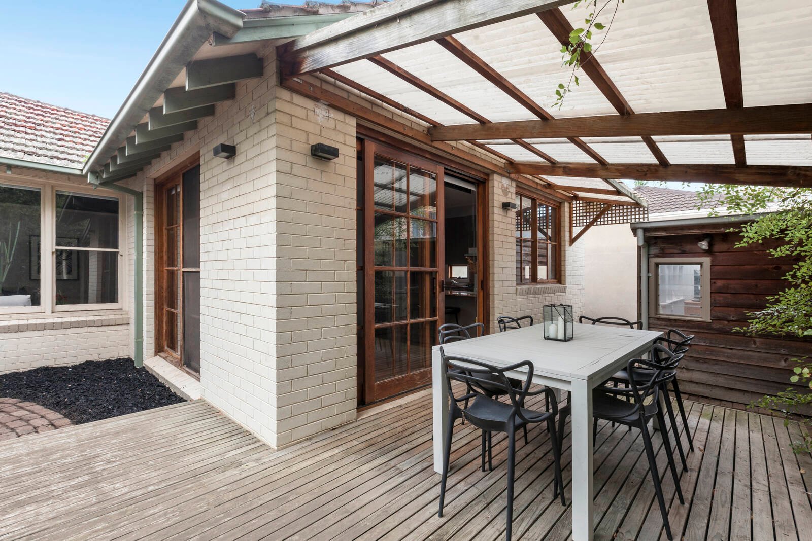 Property Gallery Thumbnail 14