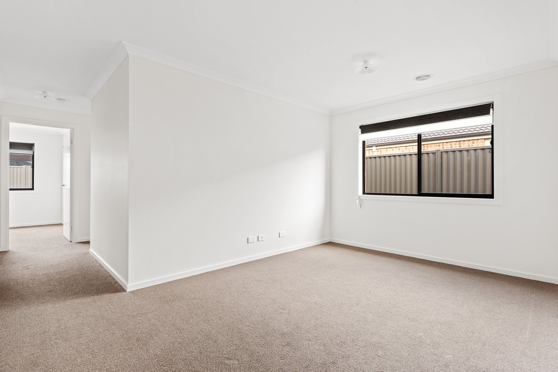 Property Gallery Thumbnail 10