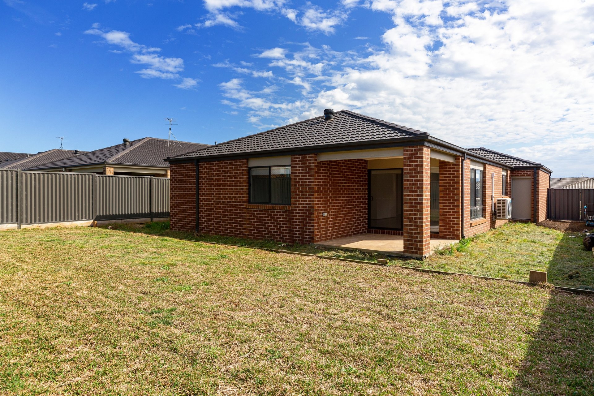 Property Gallery Thumbnail 11