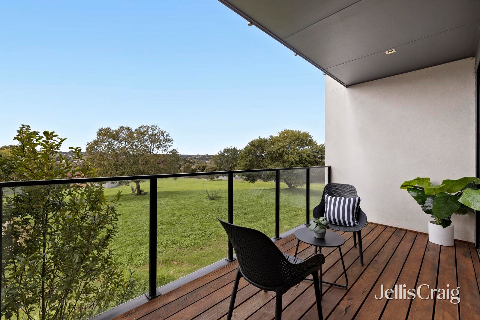 5 Magnolia Walk, Burwood image 10