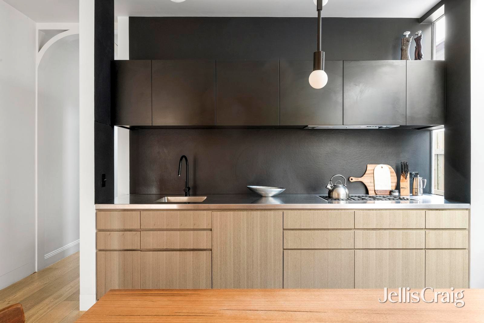 5 Malakoff Street, St Kilda East image 3