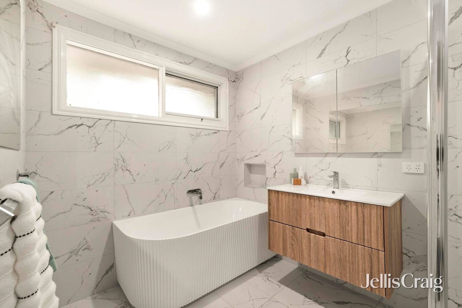 5 Mandowie Crescent, Croydon image 12