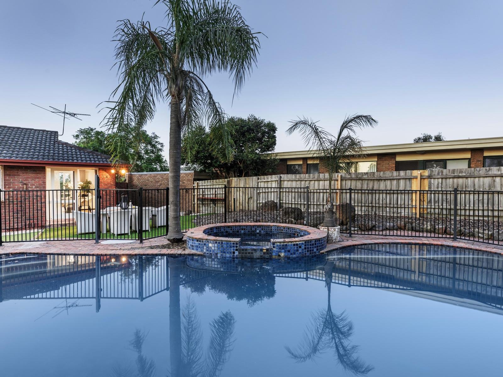 5 Marlene Close, Doncaster East image 17