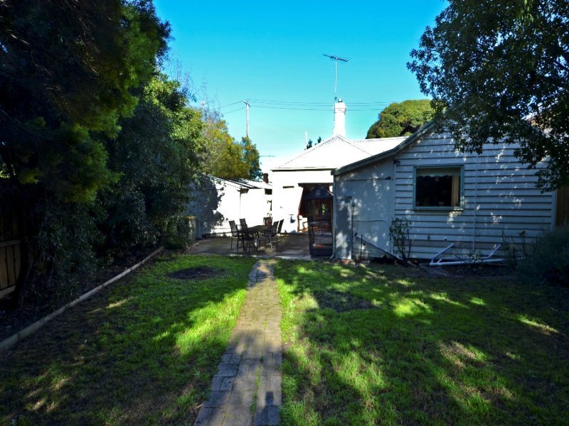 5 Maud Street, Geelong image 9