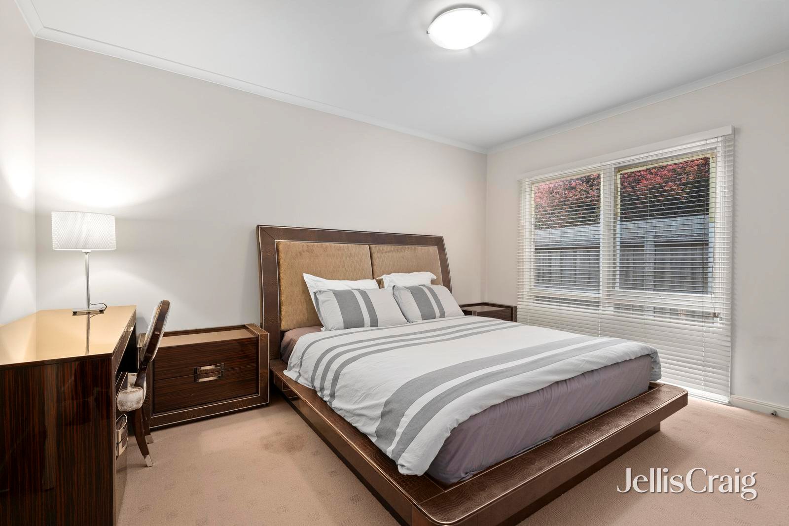 5 Maxwell Grove, Glen Waverley image 9