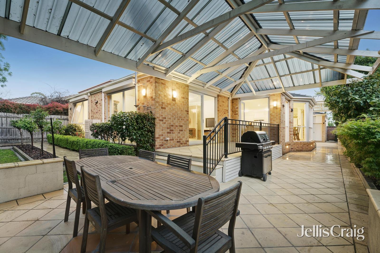 5 Maxwell Grove, Glen Waverley image 12