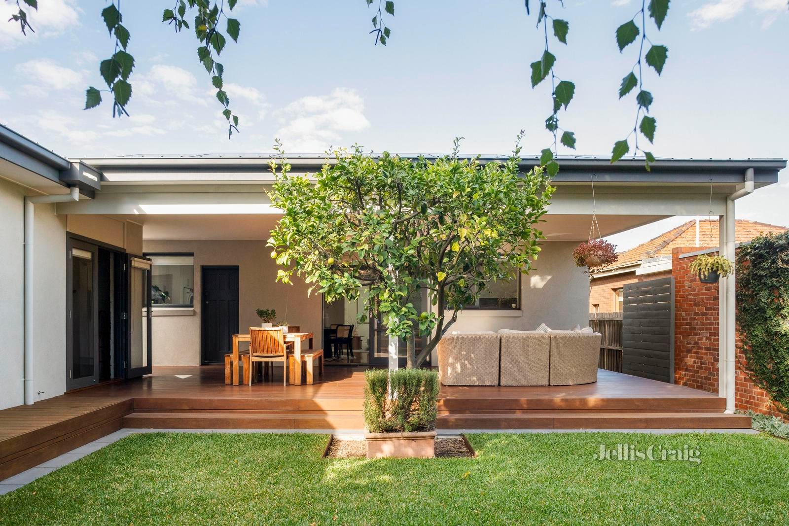 5 Maxwell Street, Northcote image 2