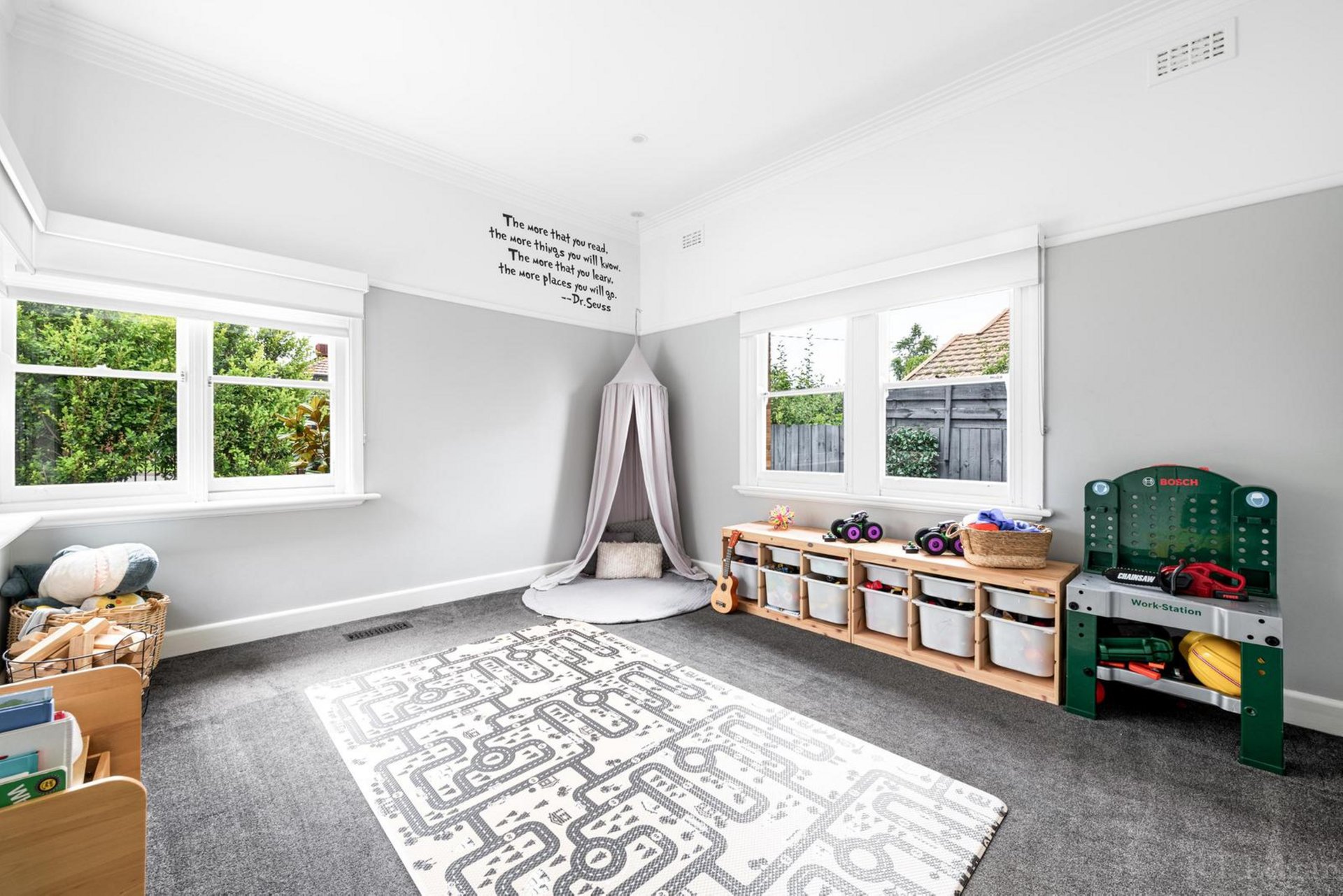Property Gallery Thumbnail 6