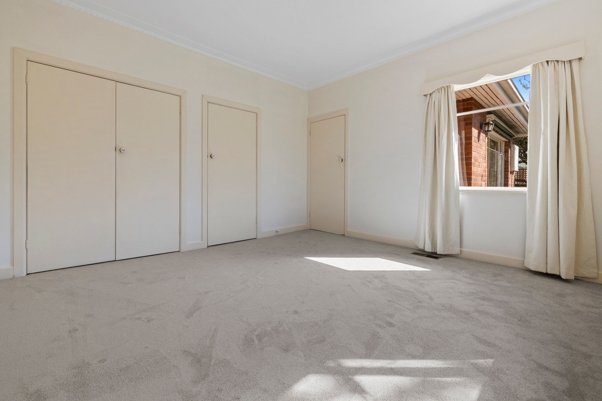 5 Milton Crescent, Box&nbsp;Hill&nbsp;South image 5